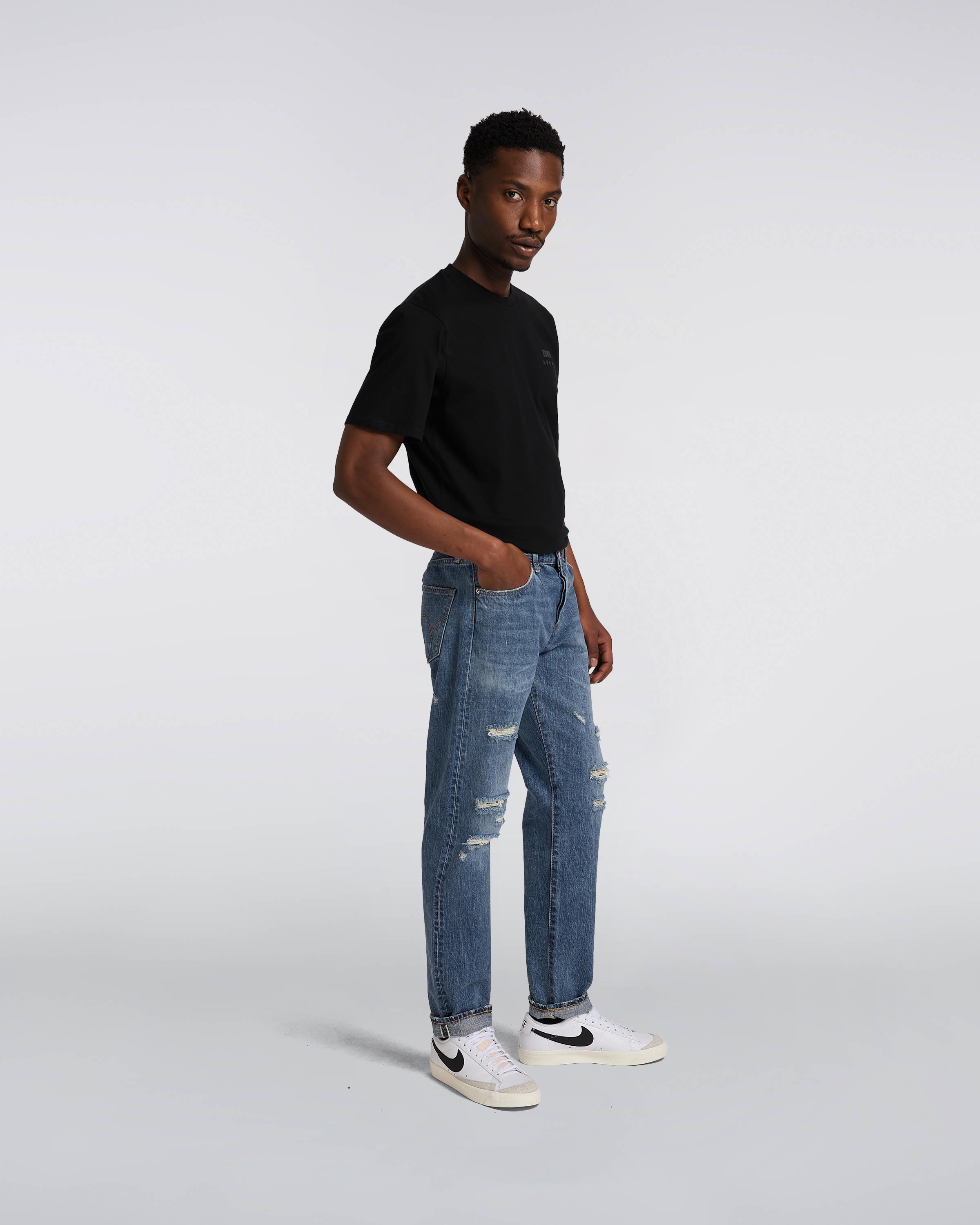 regular tapered jeans