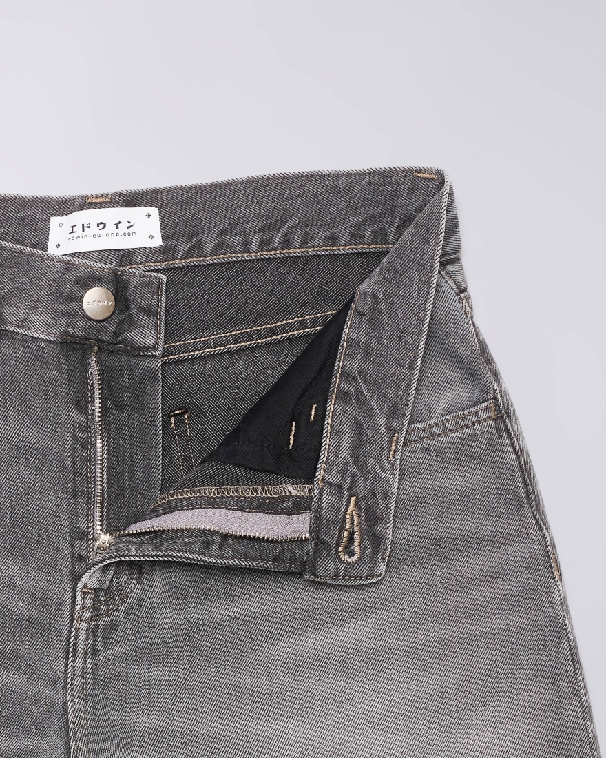 EDWIN W' Cleo Short Black