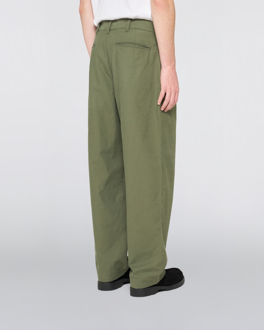 EDWIN 2 Tuck Pant Olive