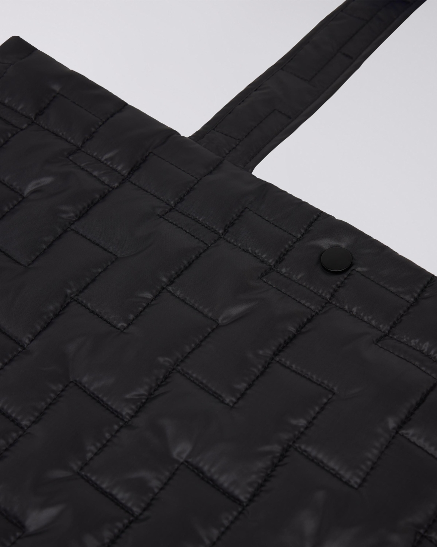 EDWIN Quilted Tote Bag Black