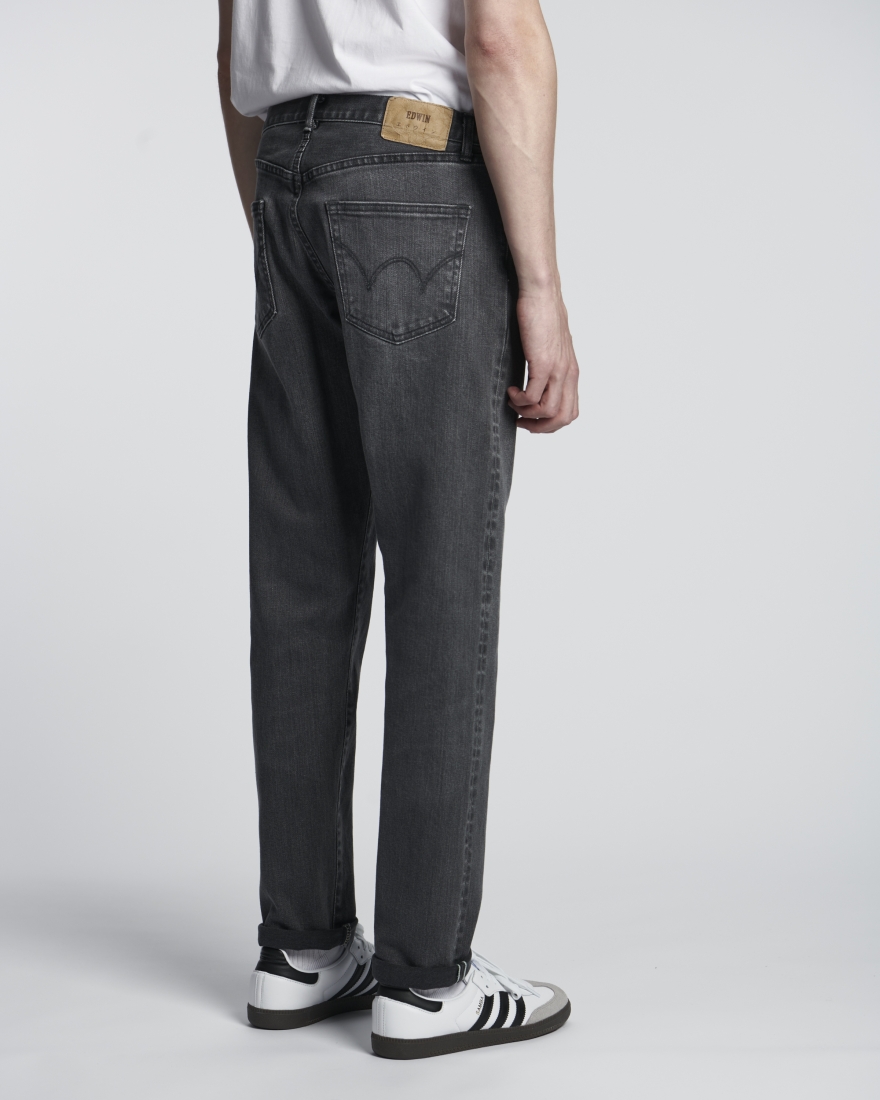 EDWIN Regular Tapered Jeans Black