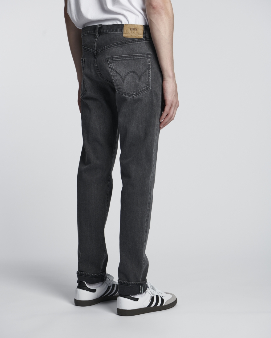 EDWIN Slim Tapered Jeans Black