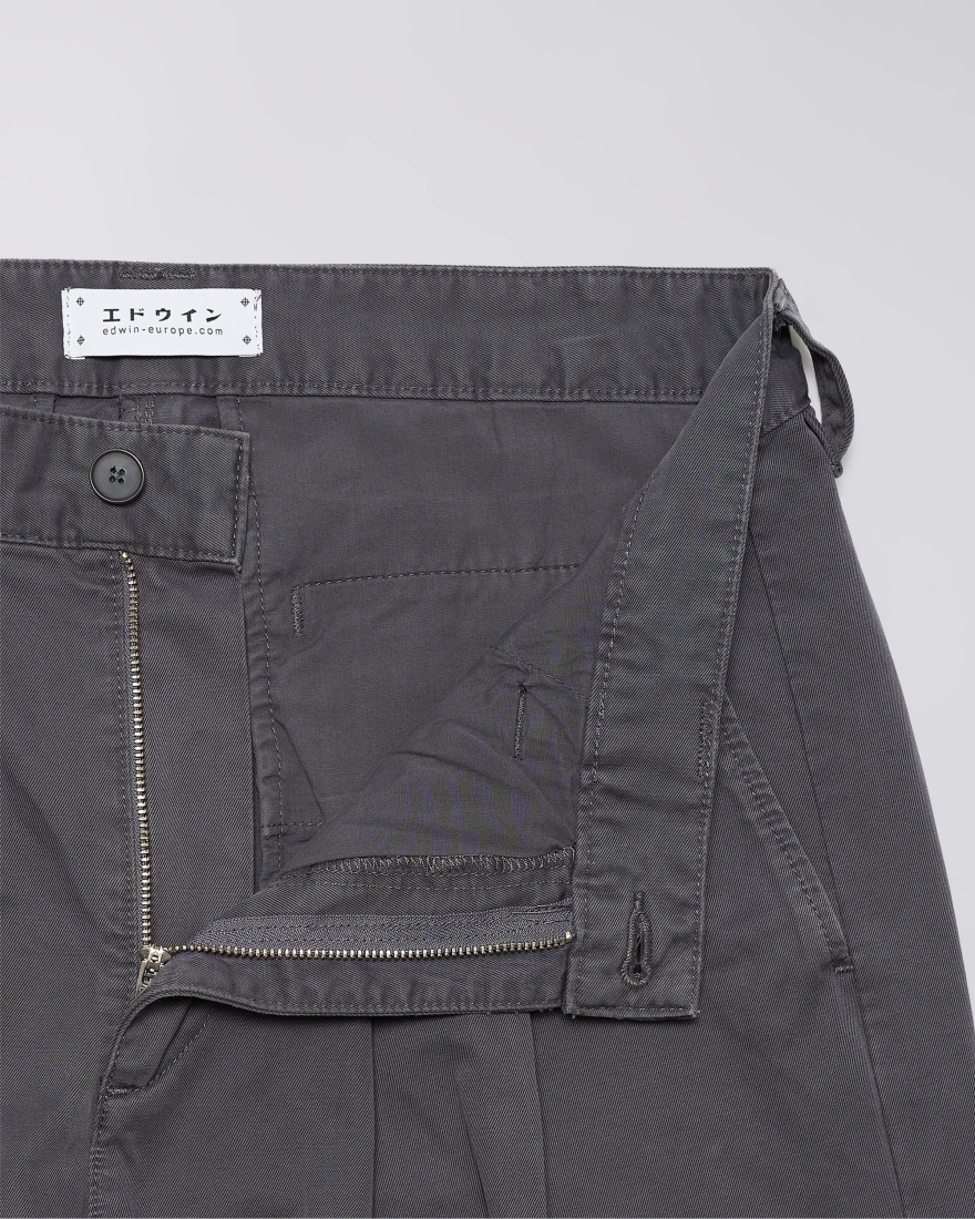 EDWIN Club Mix Adams Short Dark Grey