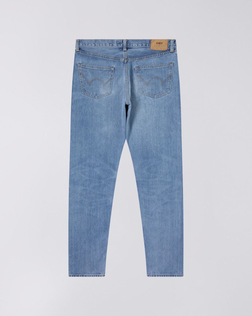 Light blue 2024 tapered jeans mens