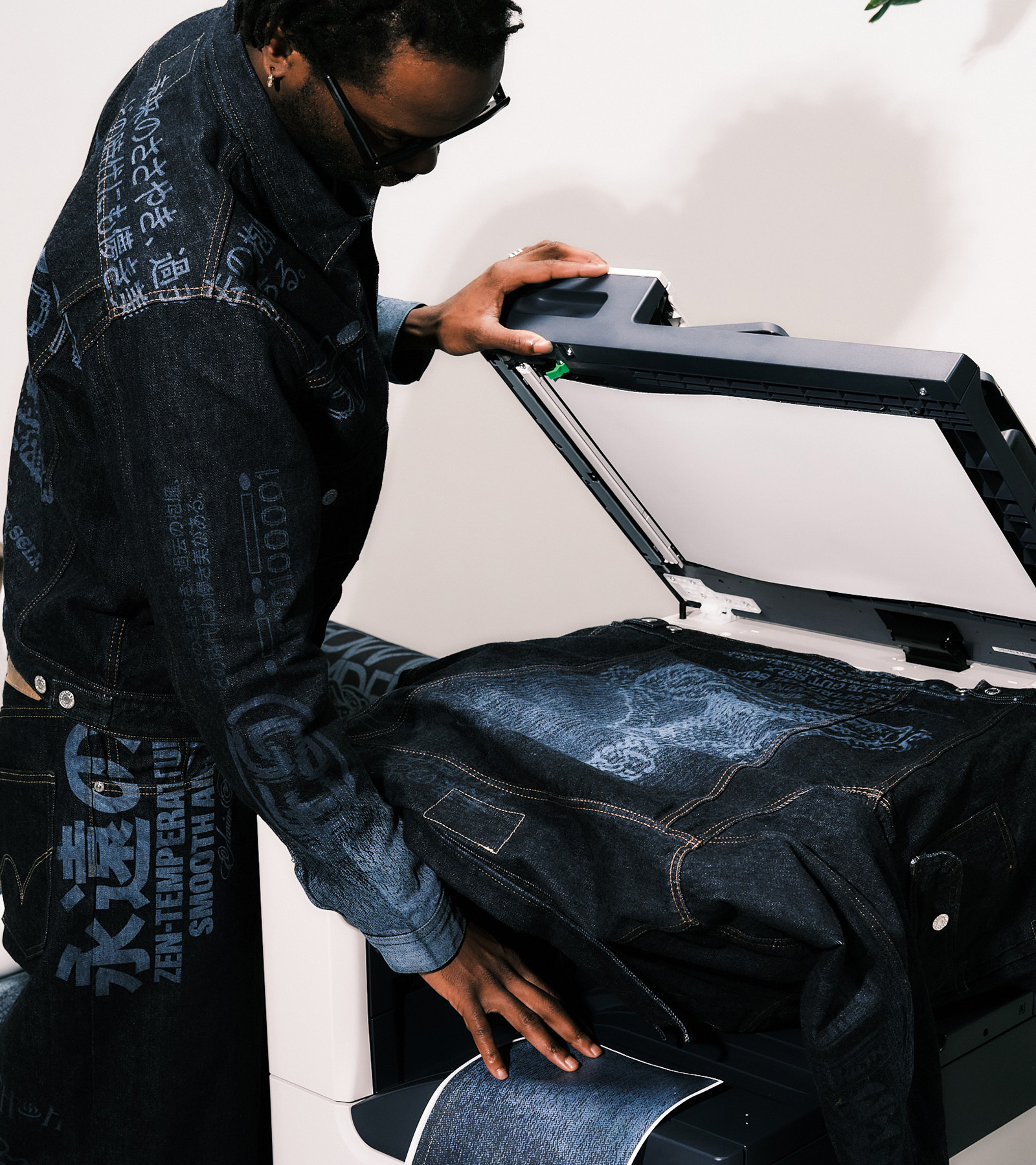 EDWIN x EYES LOOK LEFT SPRING/SUMMER 2026