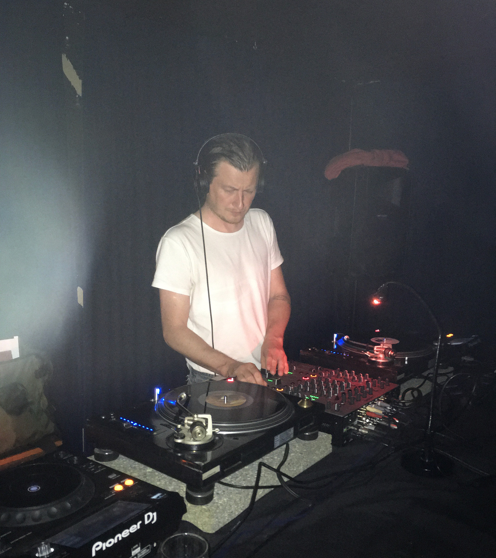 EDWIN MUSIC CHANNEL MIX 140 - Arthur - Hard Wax - Berlin